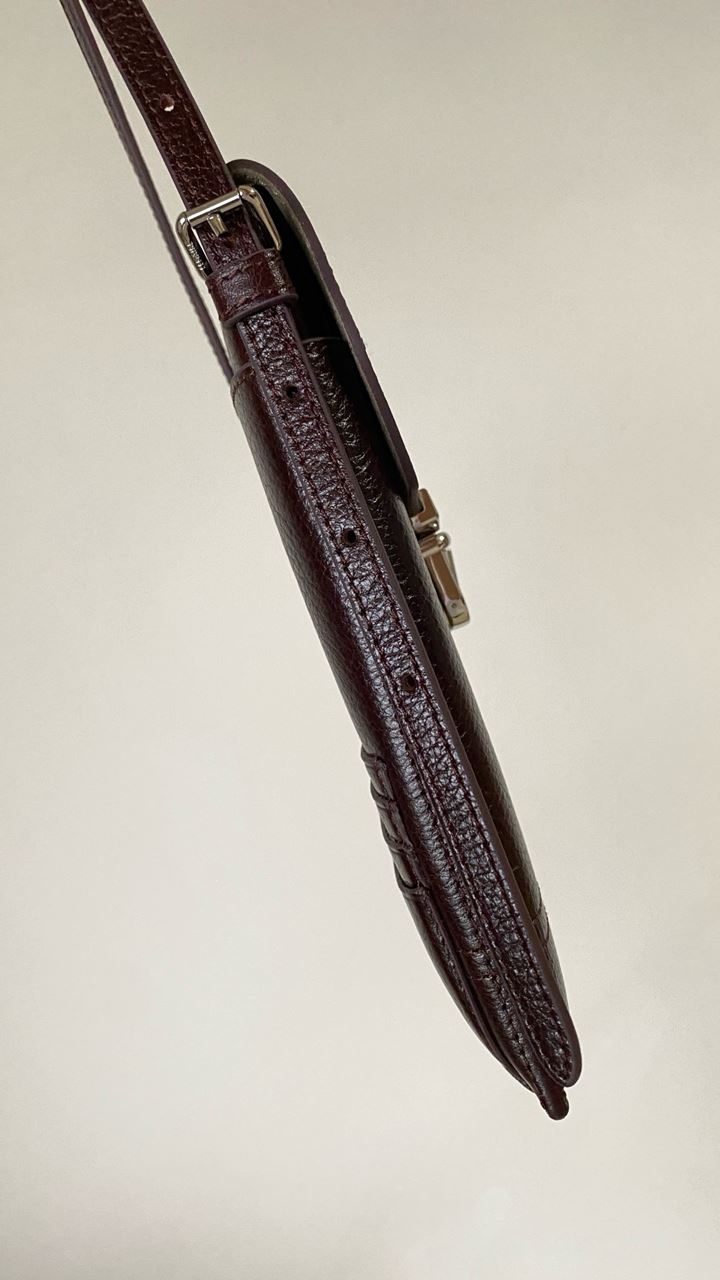 르메르 가죽 기어 숄더백