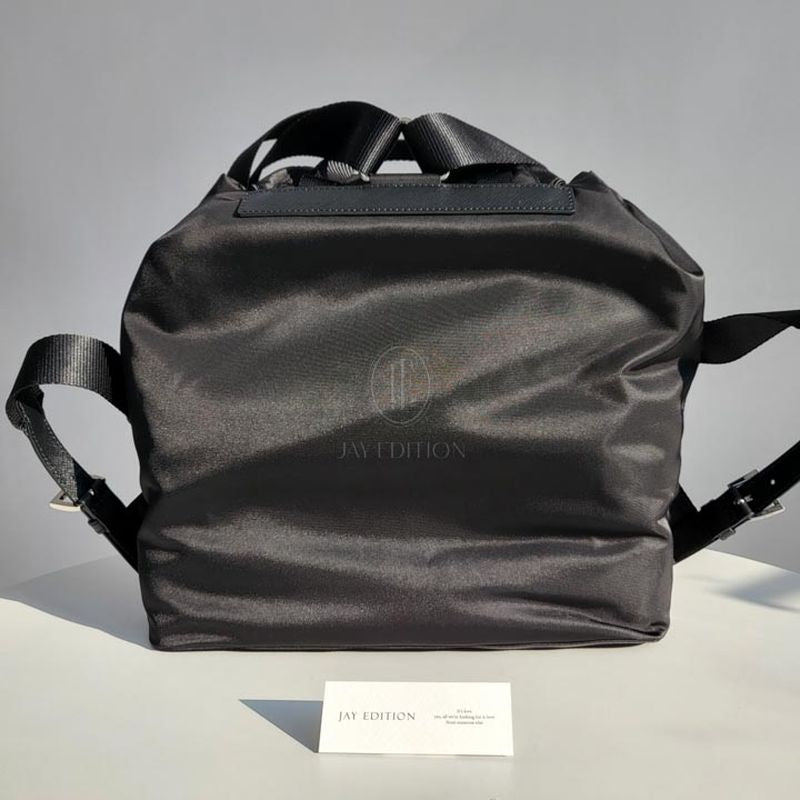 프라다 리나일론 백팩 스몰,미디움