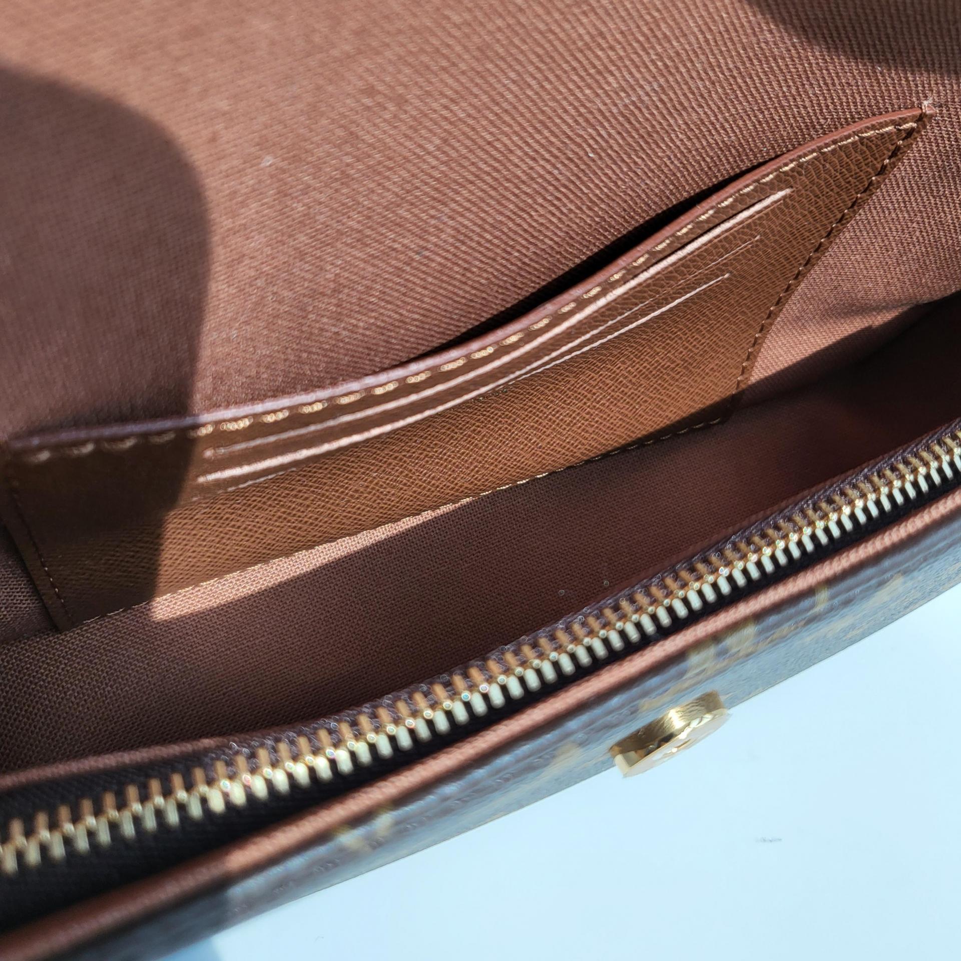 루이비통 아이비 WOC