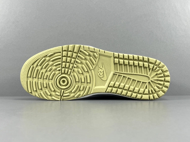 나이키 조던1 x 트래비스 스캇 레트로 로우 골프 NRG 뉴트럴 올리브