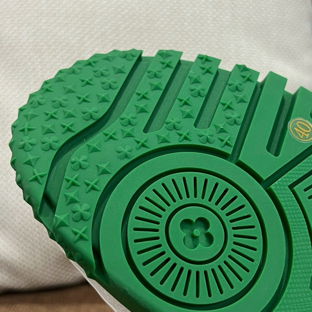 루이비통 LV 트레이너 맥시 스니커즈