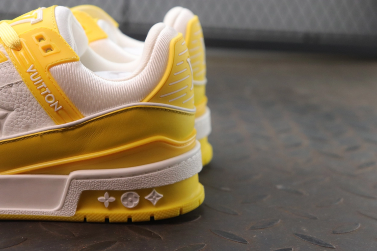 루이비통 LV 트레이너 스니커즈