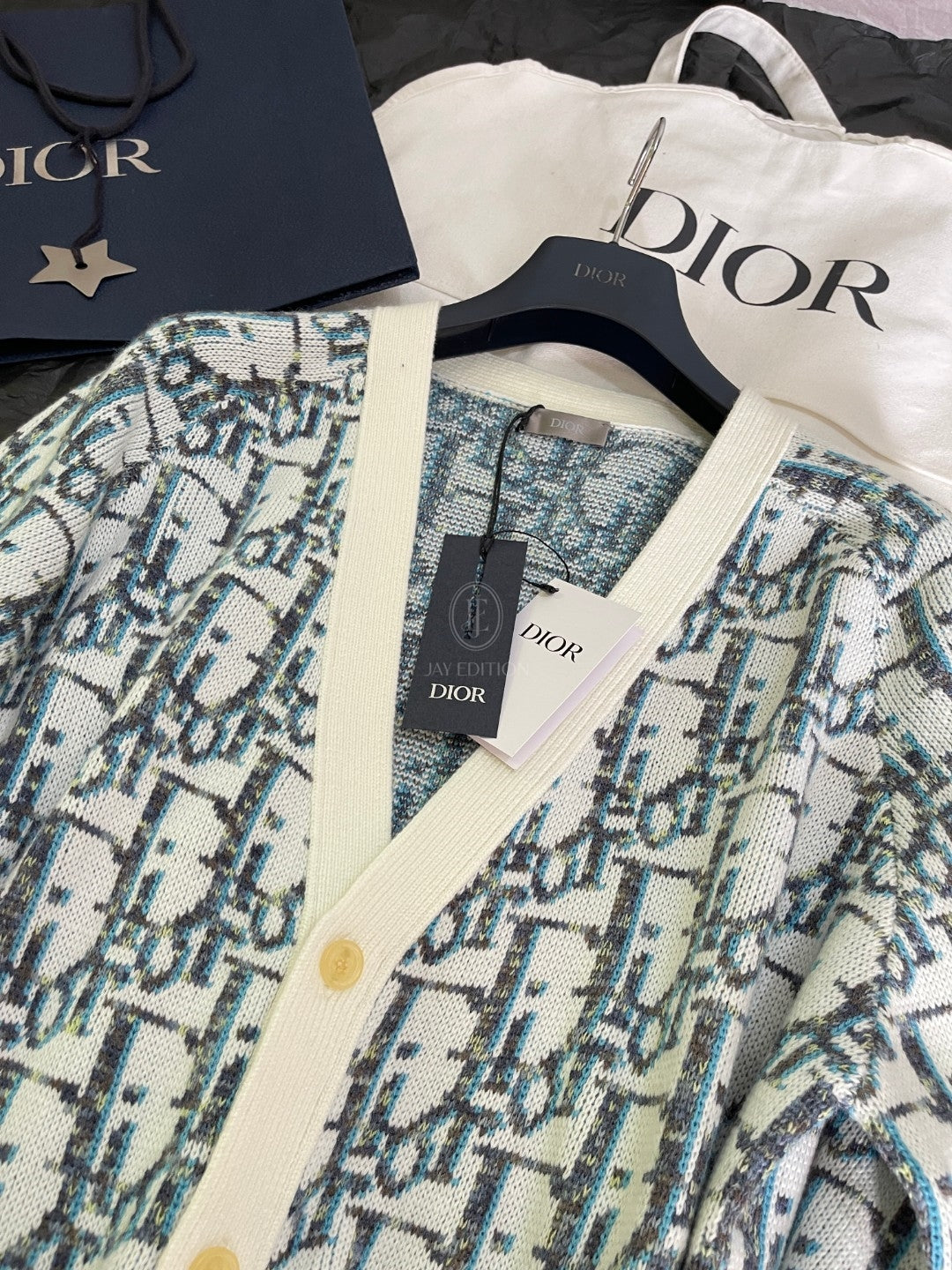 디올 오블리크 버진 울 자카드 가디건