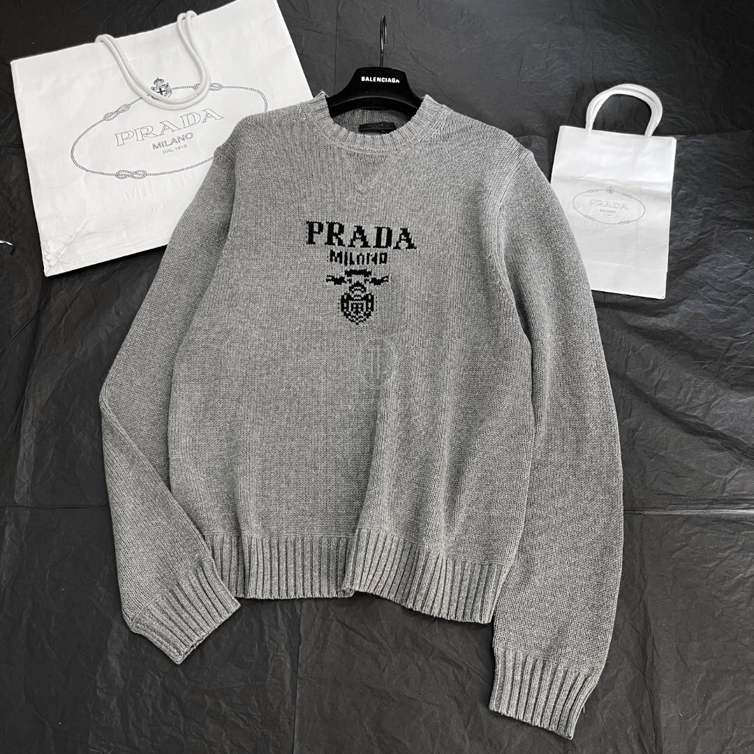 프라다 울 캐시미어 크로우 넥 니트 스웨터