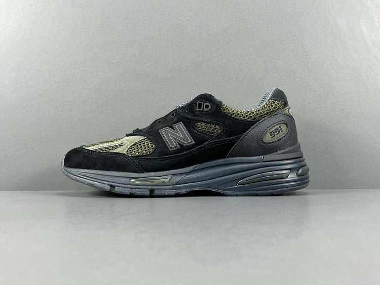 뉴발란스 x 스톤 아일랜드 991v2 메이드 인 UK 블랙 올리브 나이트
