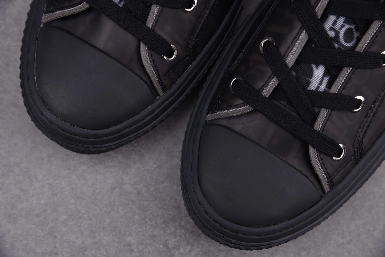 디올 B23 하이탑 스니커즈