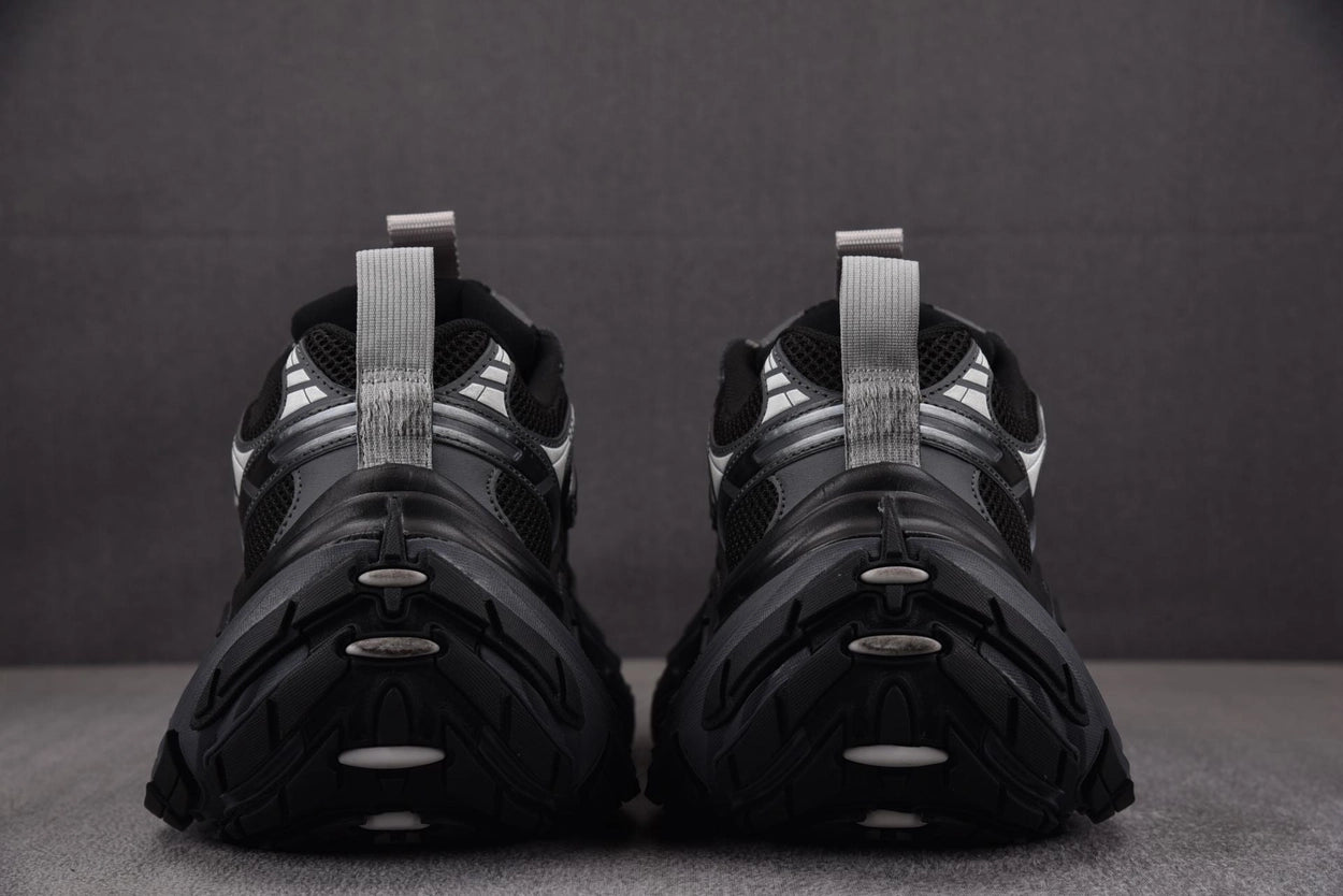 발렌시아가 6XL 스니커즈 블랙 그레이