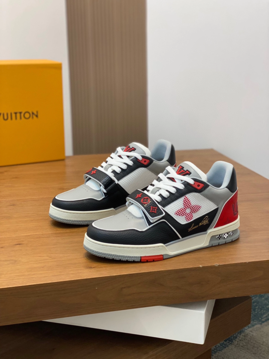 루이비통 LV 트레이너 벨크로 스니커즈