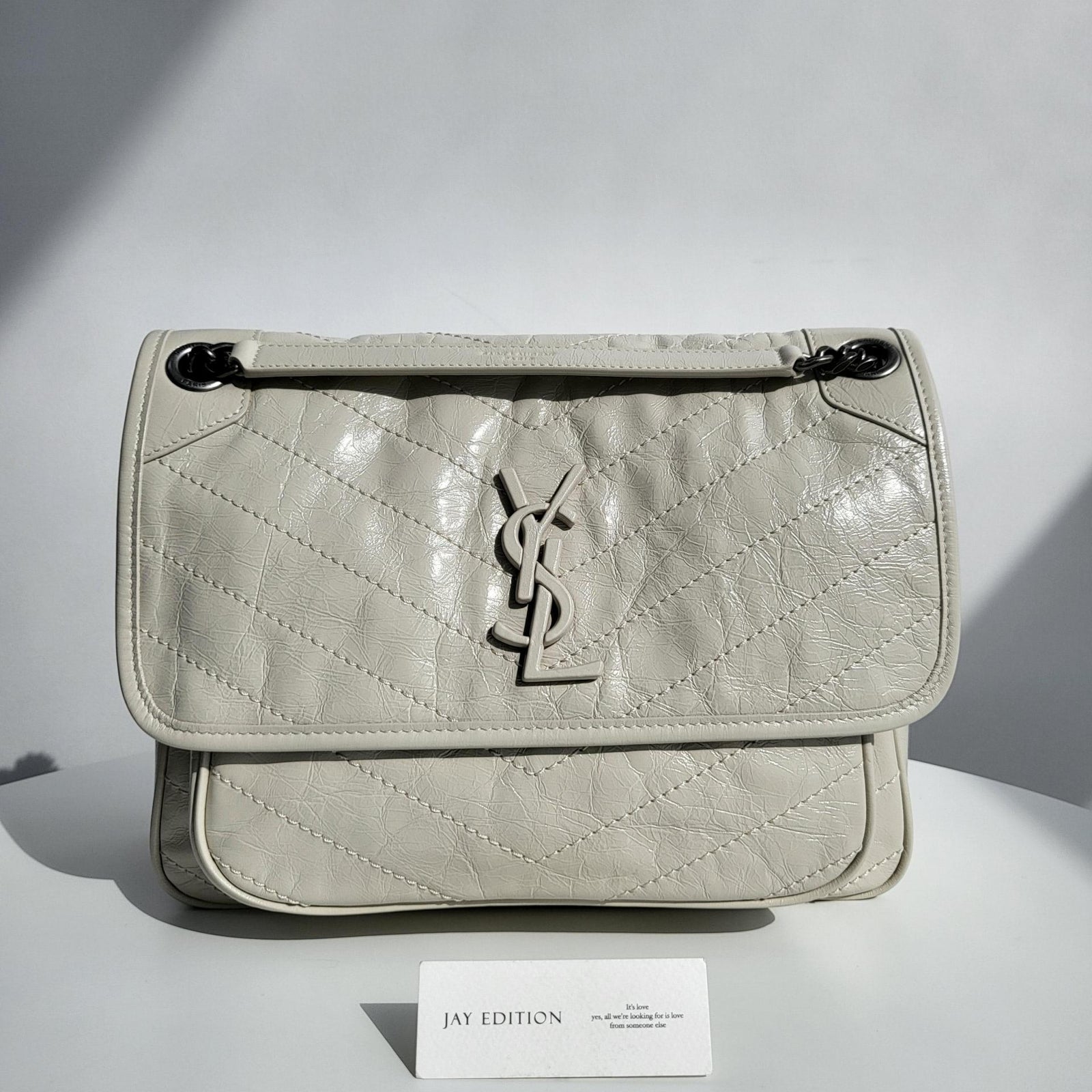 생로랑 니키백 미디움 빈티지 레더