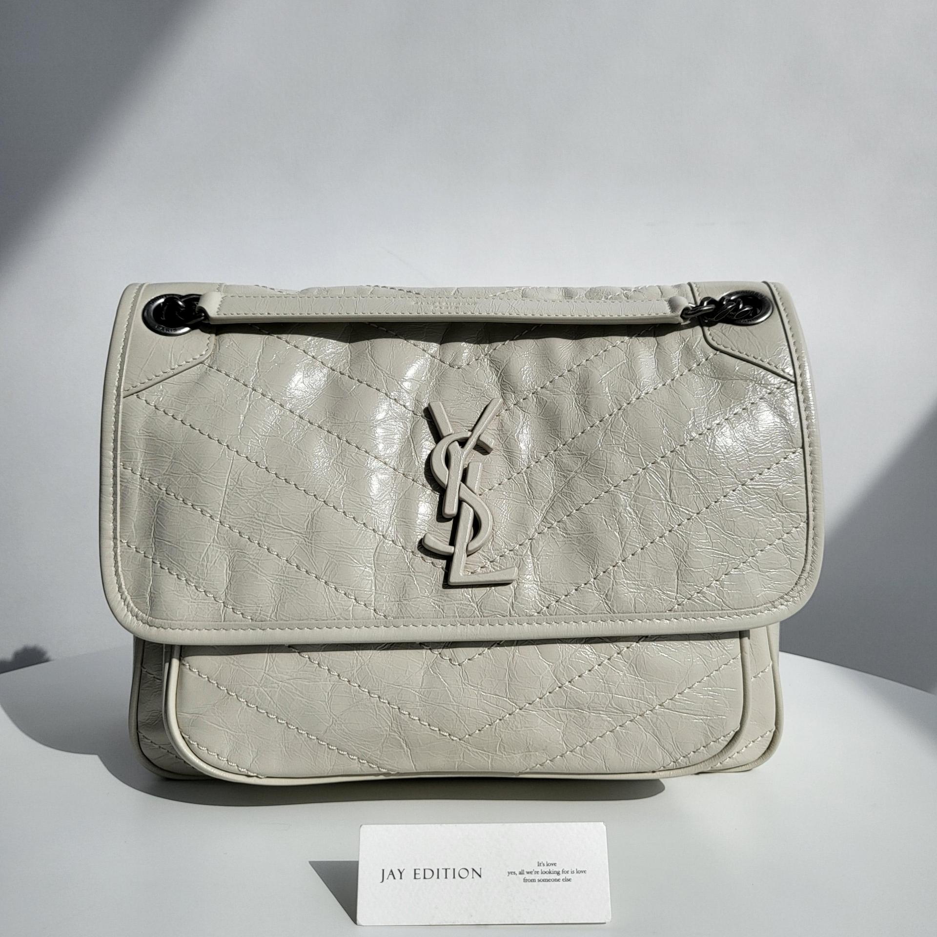 생로랑 니키백 미디움 빈티지 레더