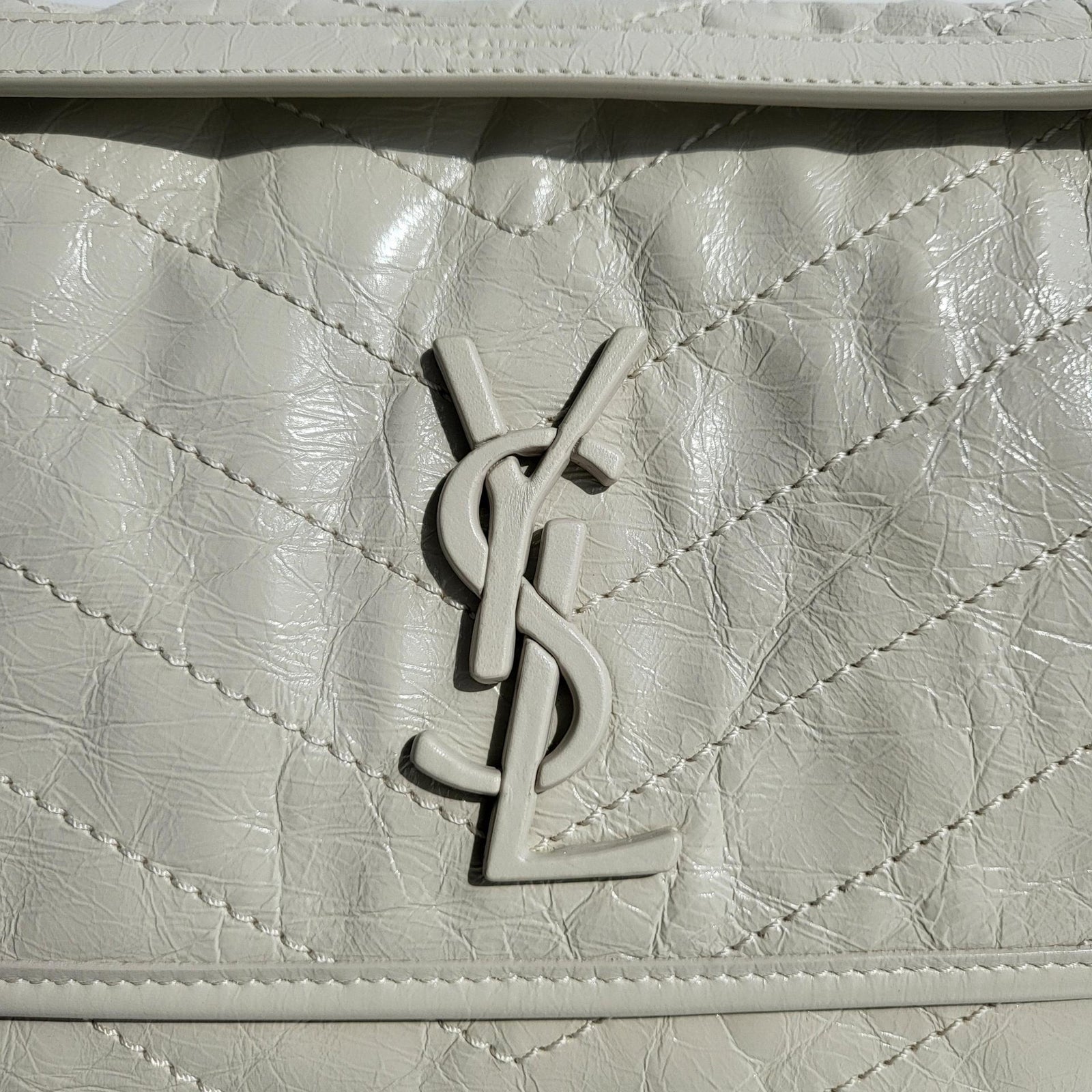 생로랑 니키백 미디움 빈티지 레더