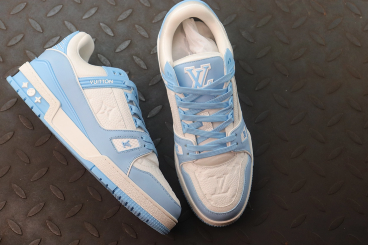 루이비통 LV 트레이너 스니커즈