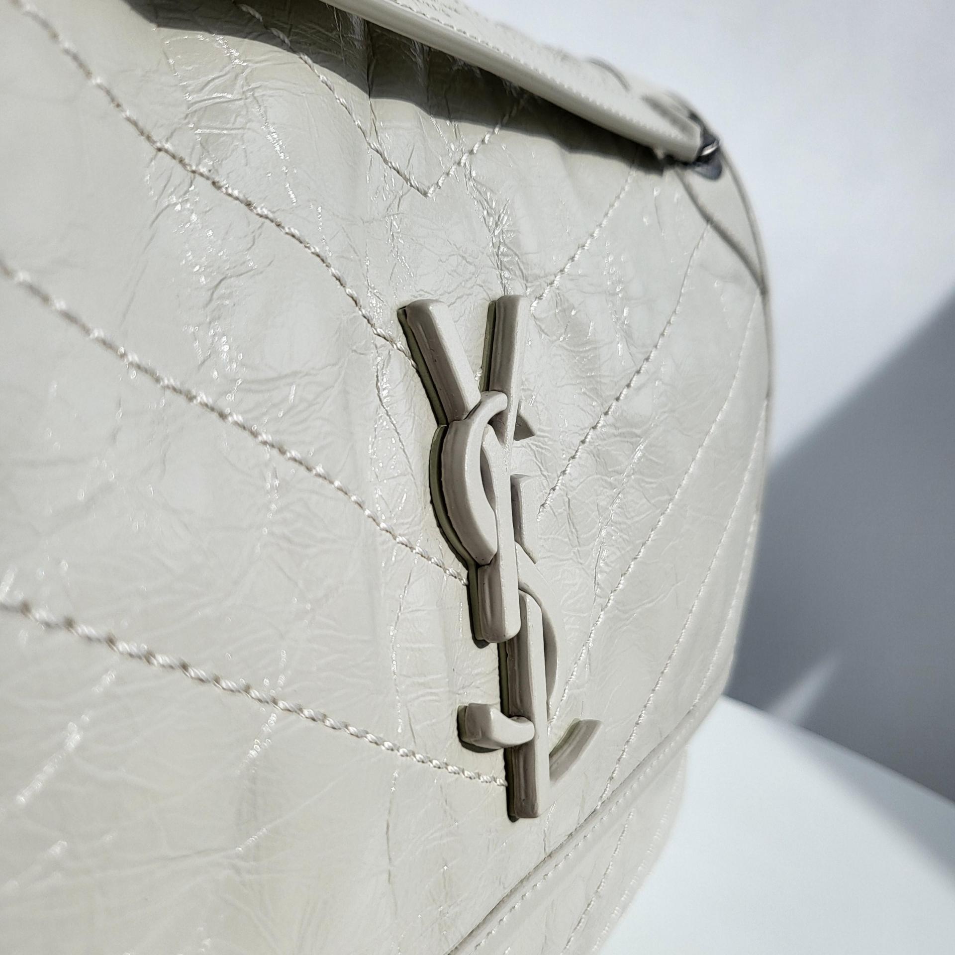 생로랑 니키백 미디움 빈티지 레더