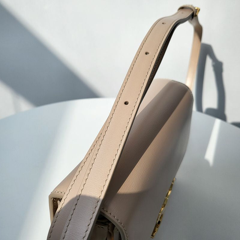 셀린느 트리옹프 숄더백 틴