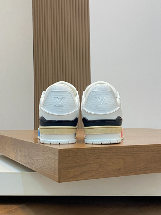 루이비통 LV 트레이너 스니커즈