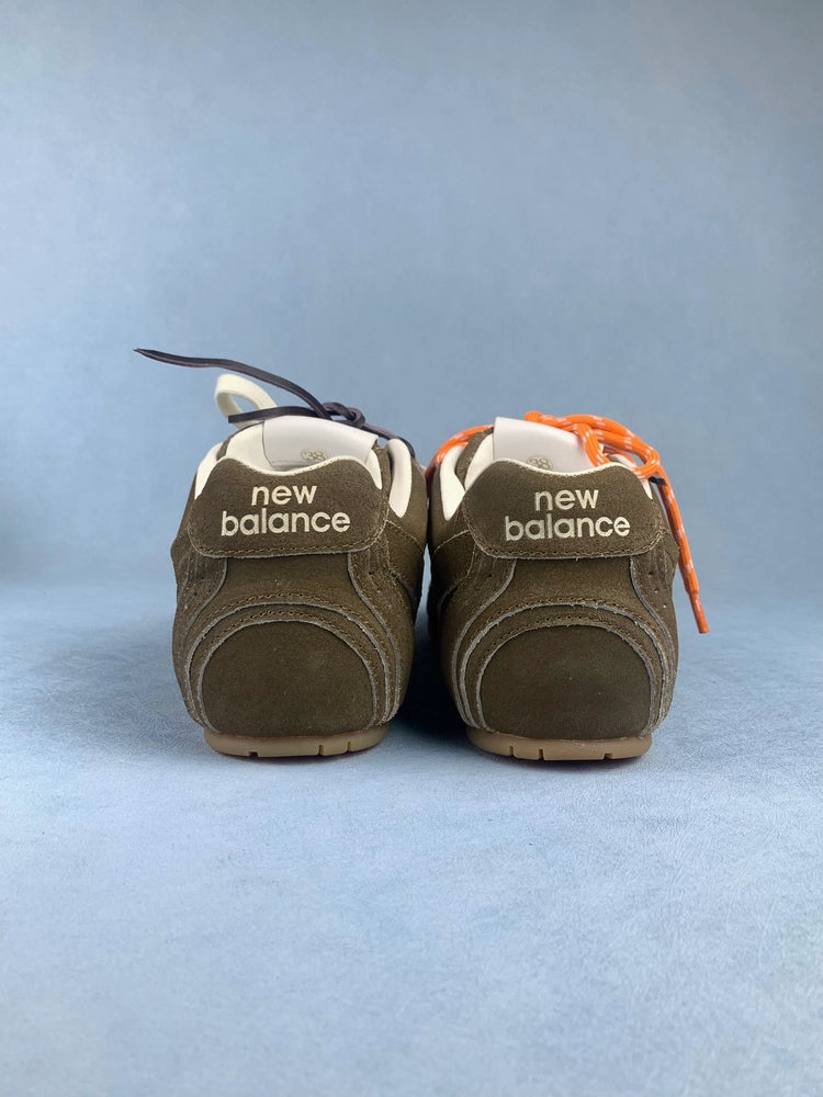 뉴발란스 x 미우 미우 530 스웨이드 메쉬 스니커즈 시나몬