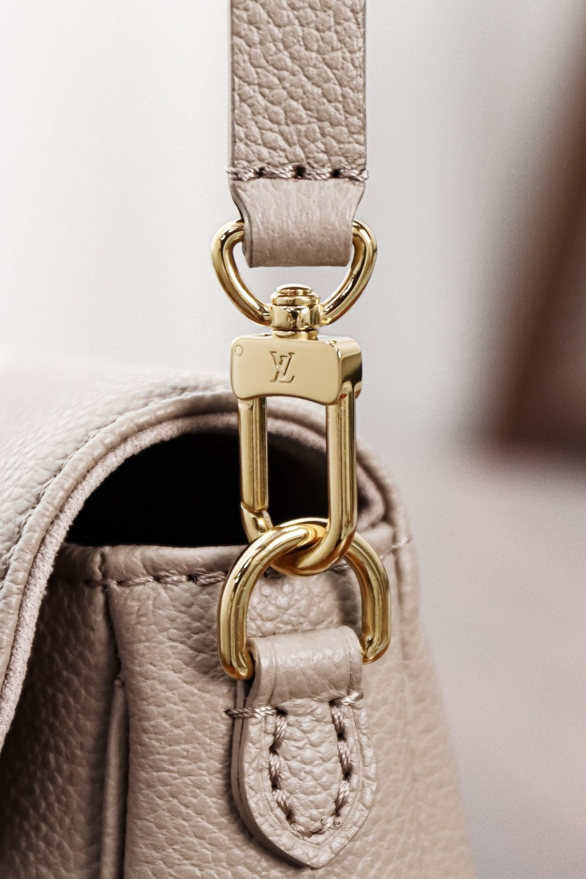 루이비통 아이비 WOC 앙프렝뜨