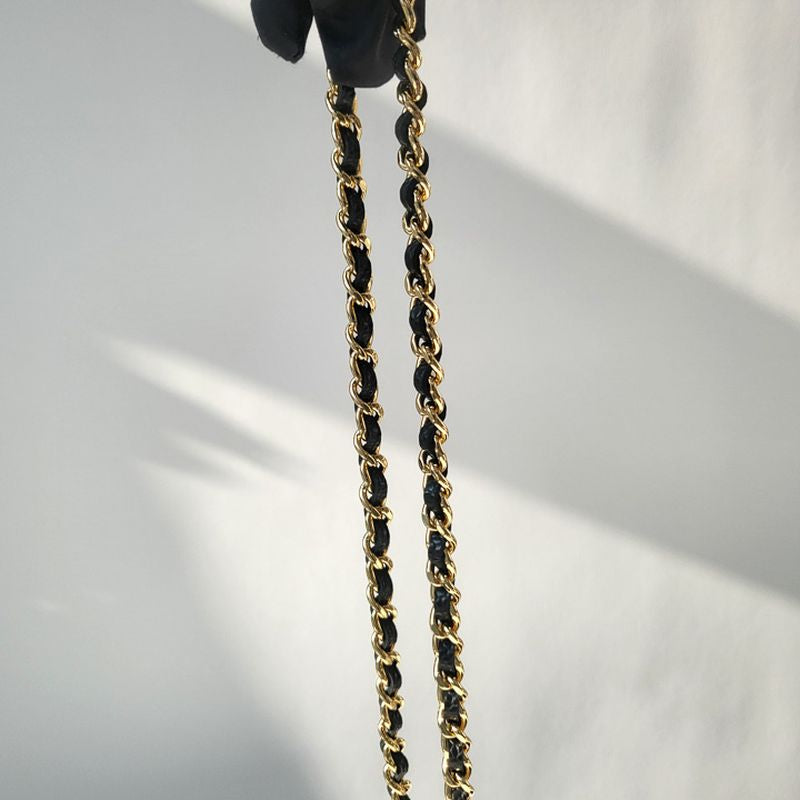 샤넬 클래식 WOC