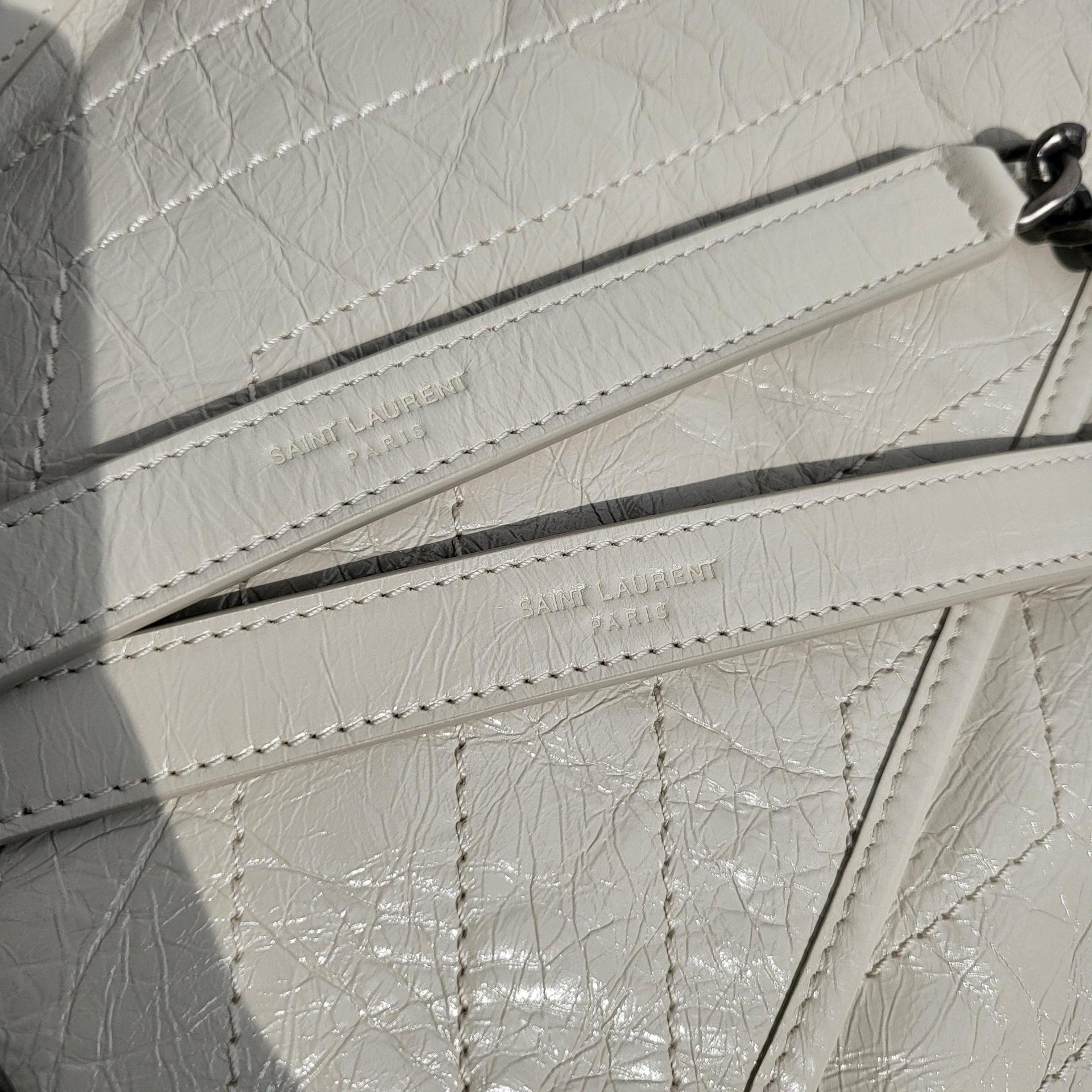 생로랑 니키백 미디움 빈티지 레더