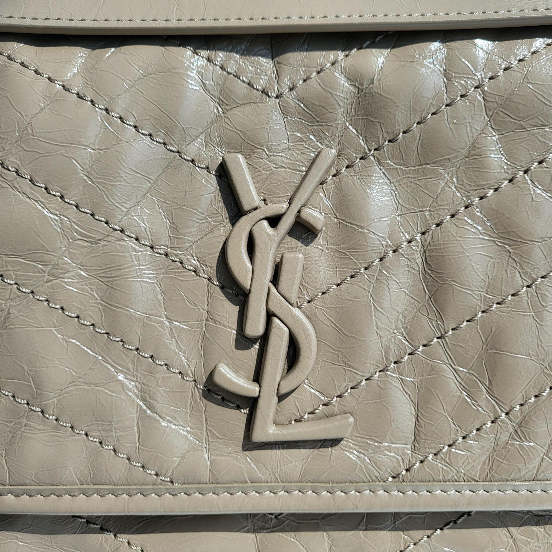 생로랑 니키백 미디움 빈티지 레더