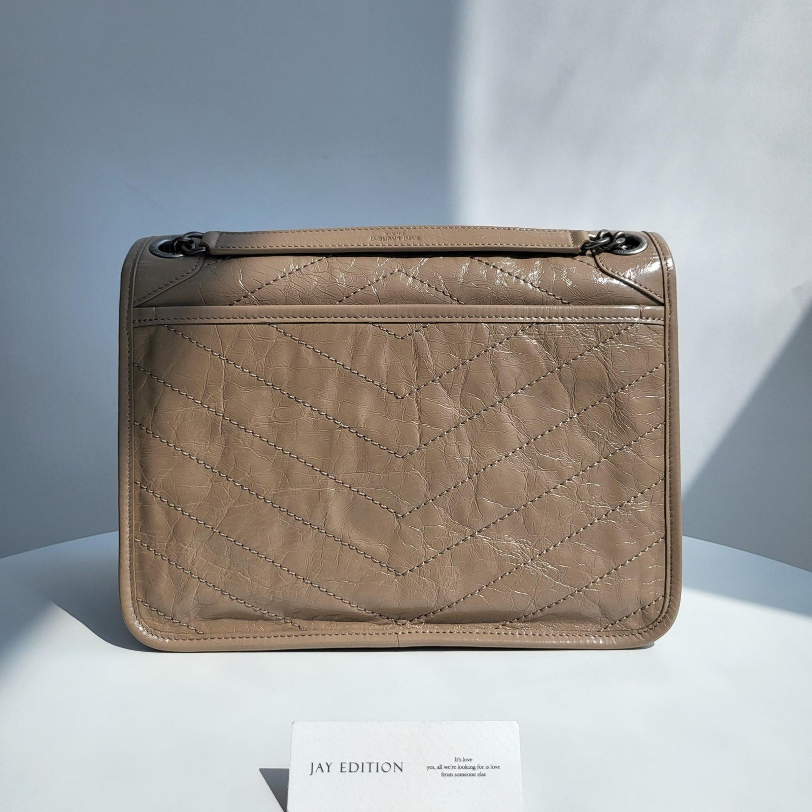 생로랑 니키백 미디움 빈티지 레더