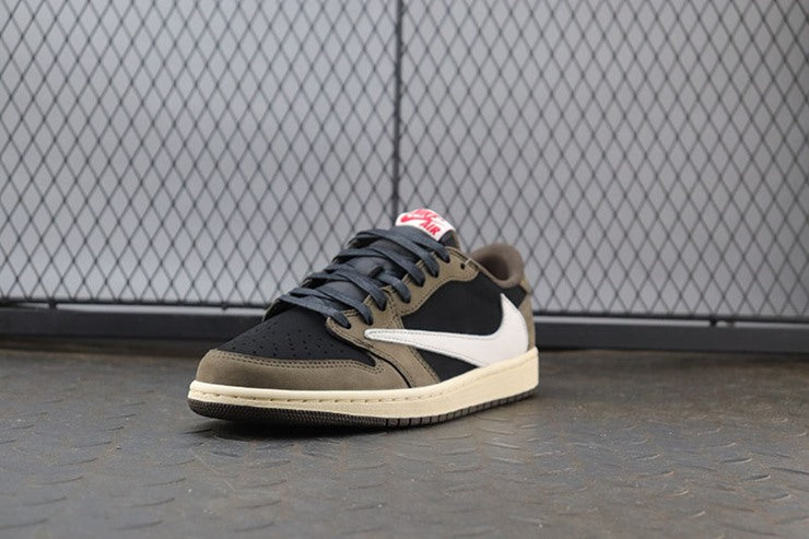 나이키 조던1 트래비스 스캇 레트로 로우 OG SP 모카