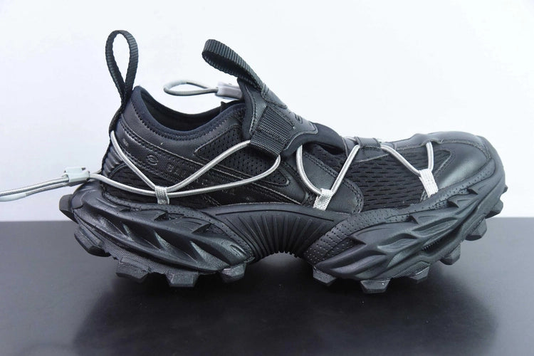 발렌시아가 하이크 스니커즈 블랙