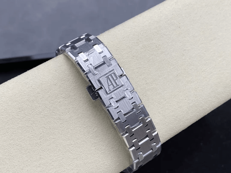 오데마피게 로얄오크 67651 스틸 청판 (33mm,쿼츠)