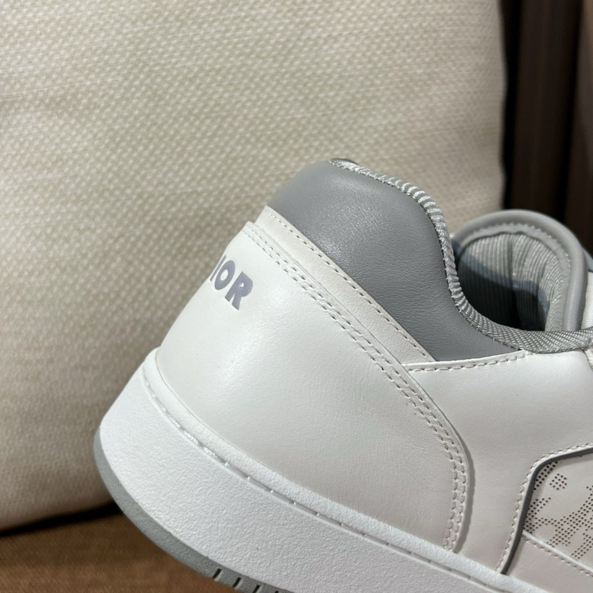 디올 B27 업타운 로우탑 스니커즈 오블리크 갤럭시