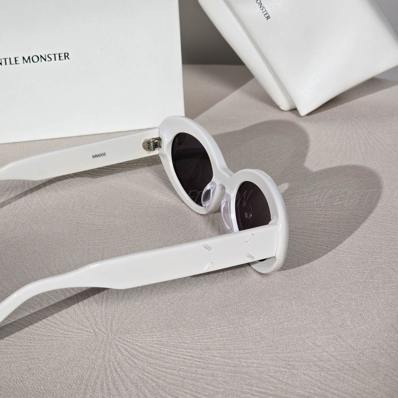젠틀몬스터 x 마르지엘라 선글라스 MM005