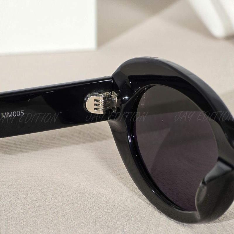 젠틀몬스터 x 마르지엘라 선글라스 MM005