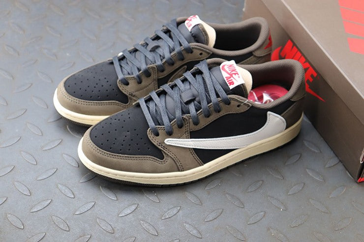 나이키 조던1 트래비스 스캇 레트로 로우 OG SP 모카