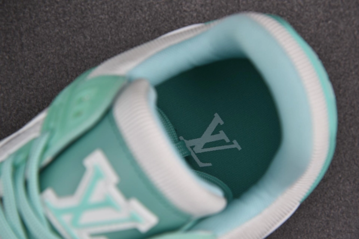 루이비통 LV 트레이너 스니커즈