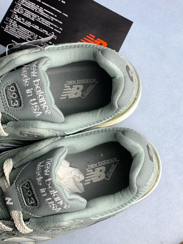 뉴발란스 x 키스 993 메이드 인 USA 슬레이트 그레이