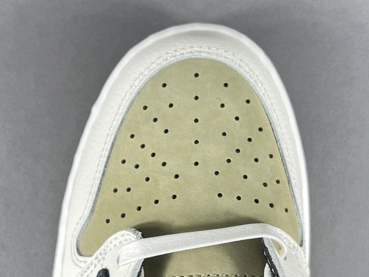 나이키 조던1 x 트래비스 스캇 레트로 로우 골프 NRG 뉴트럴 올리브