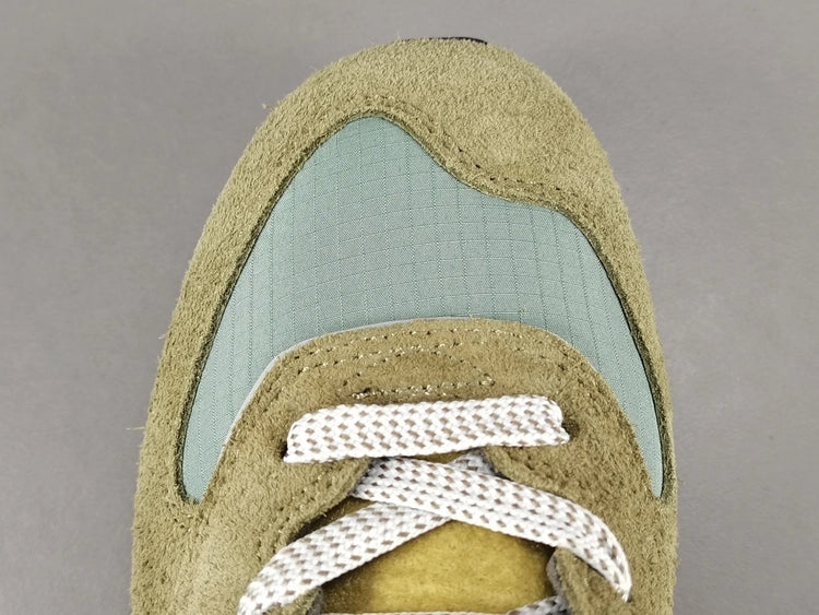 뉴발란스 x 스톤 아일랜드 574 레거시 그린