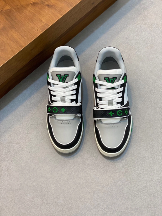 루이비통 LV 트레이너 벨크로 스니커즈