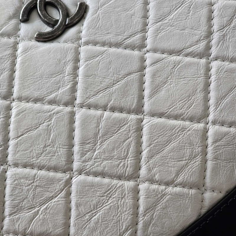 샤넬 가브리엘 백팩 스몰 (화이트)