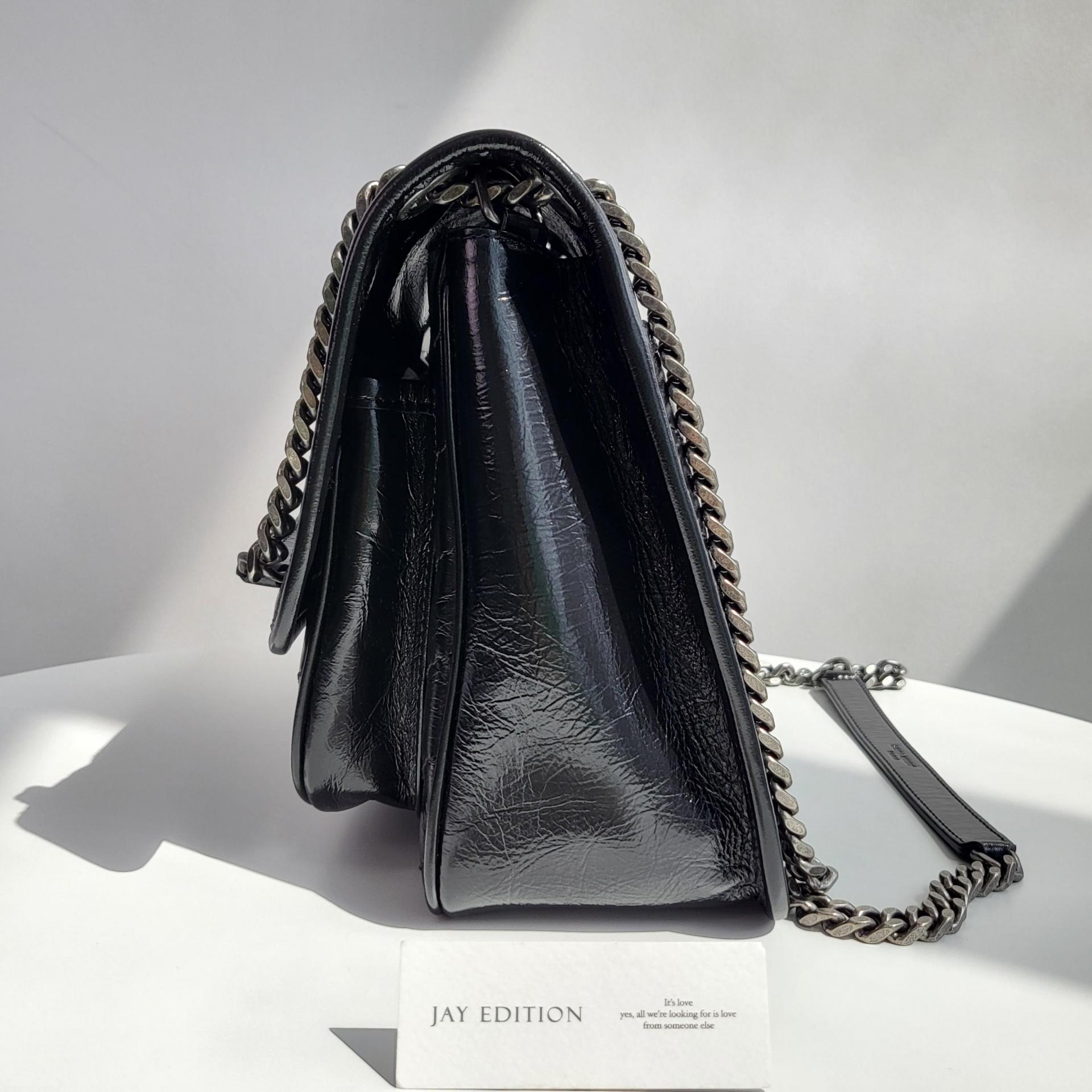 생로랑 니키백 미디움 빈티지 레더