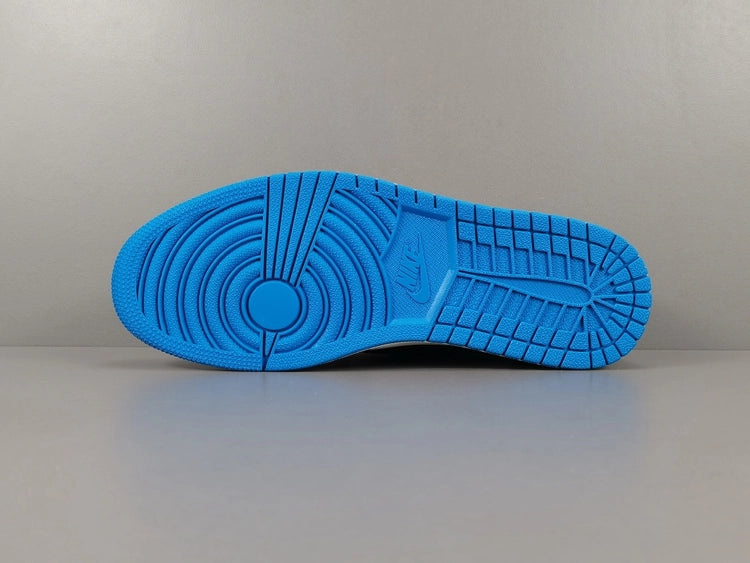 나이키 조던 1 x 트래비스 스캇 x 프라그먼트 레트로 로우 OG SP 밀리터리 블루