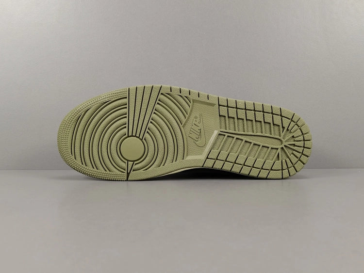 나이키 조던 1 x 트래비스 스캇 레트로 로우 OG SP 미디움 올리브