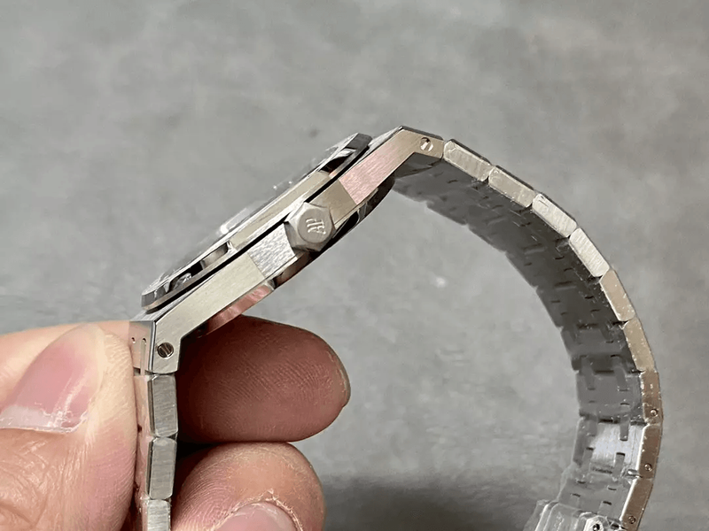 오데마피게 로얄오크 67651 스틸 검판 (33mm,쿼츠)