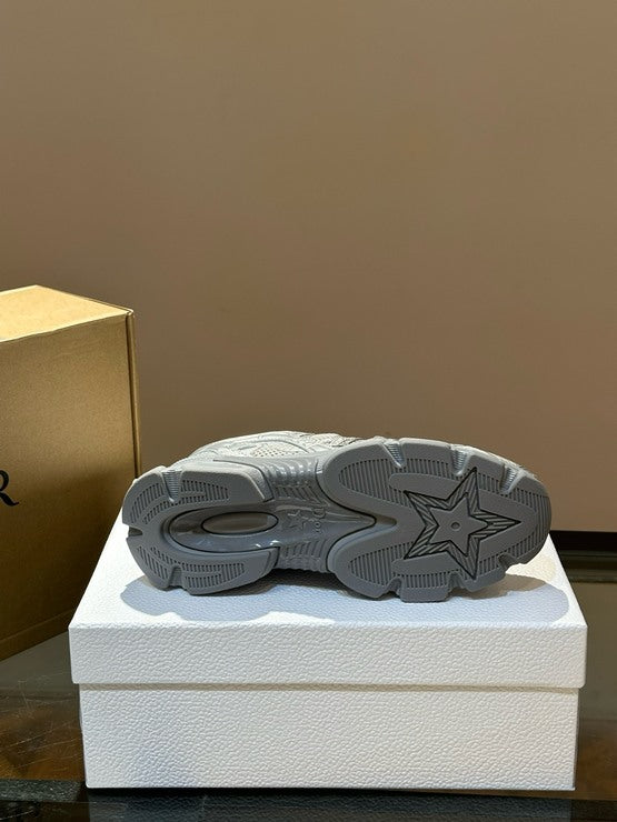 디올 크로노 스니커즈 메쉬