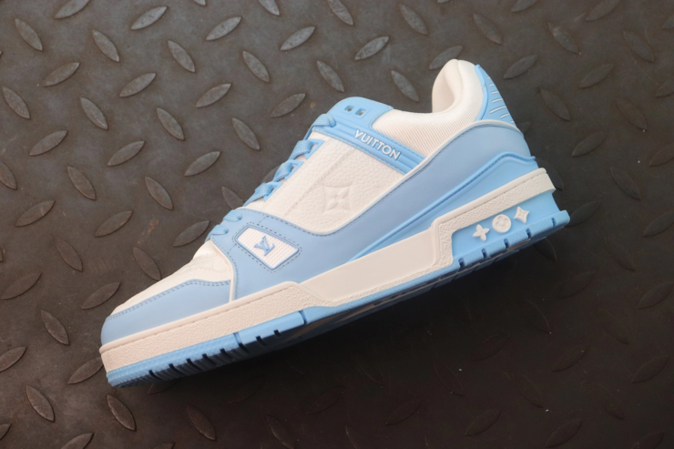 루이비통 LV 트레이너 스니커즈