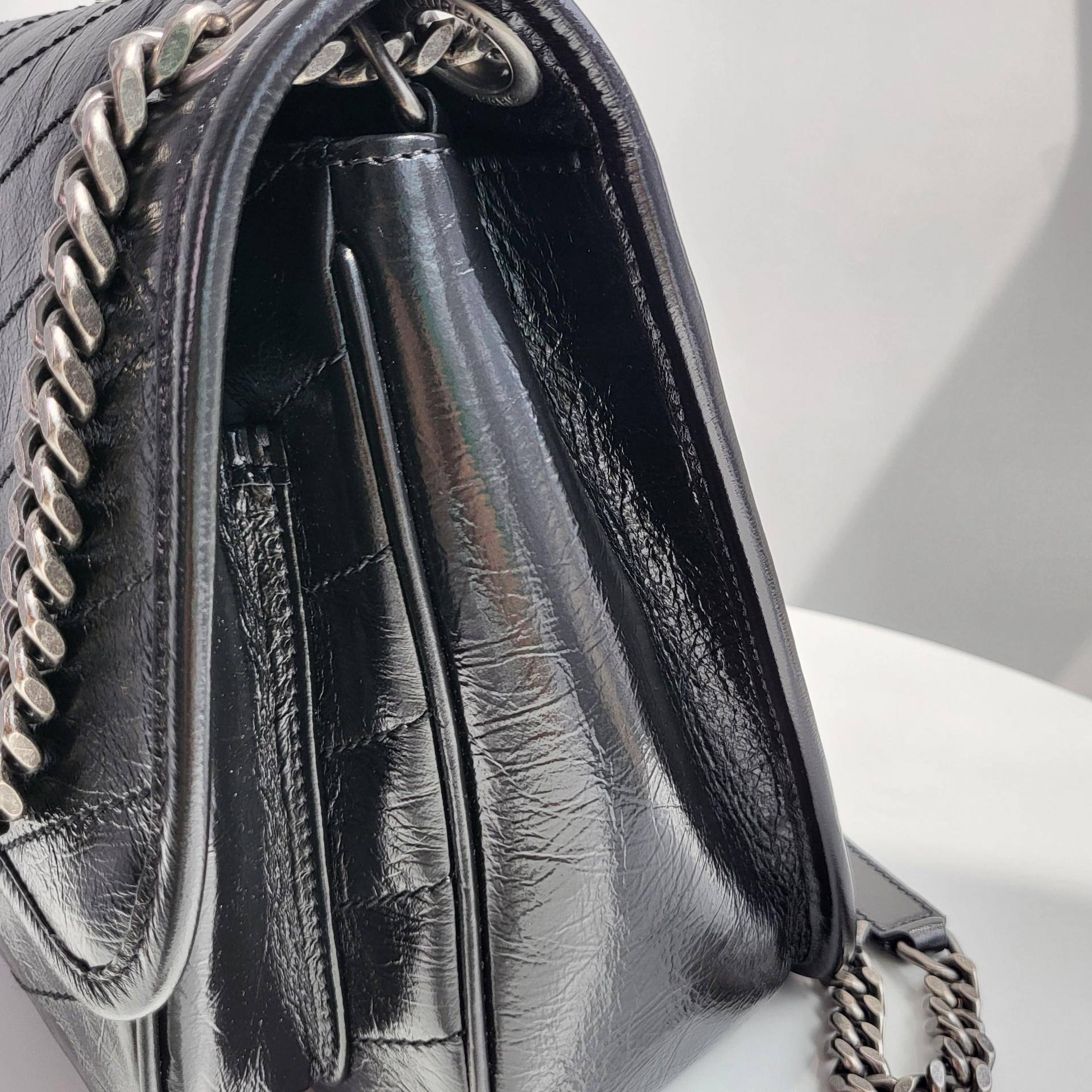 생로랑 니키백 미디움 빈티지 레더