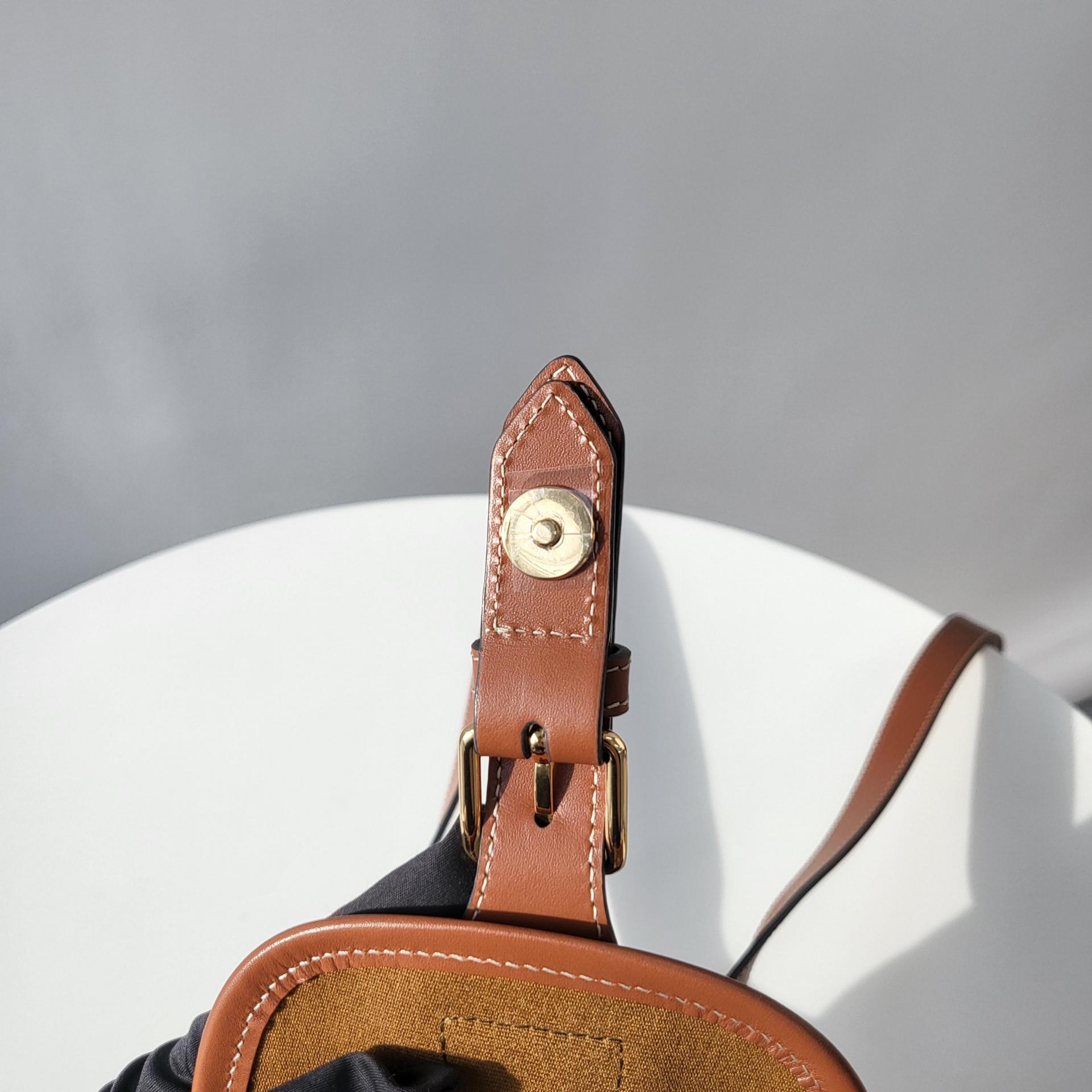 셀린느 미니 폴코 백팩