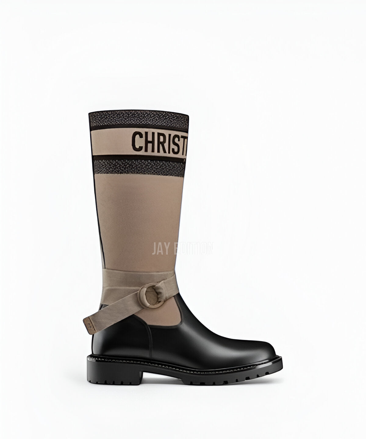 디올 D 메이저 앵클 부츠 레이스업 디테일과 CD 로고 장식의 밀리터리 무드 앵클 부츠