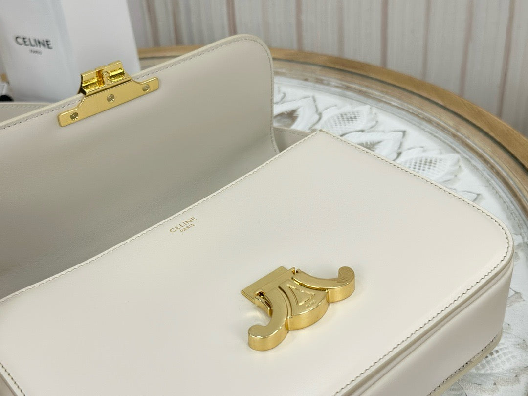 셀린느 트리옹프 숄더백 미디움