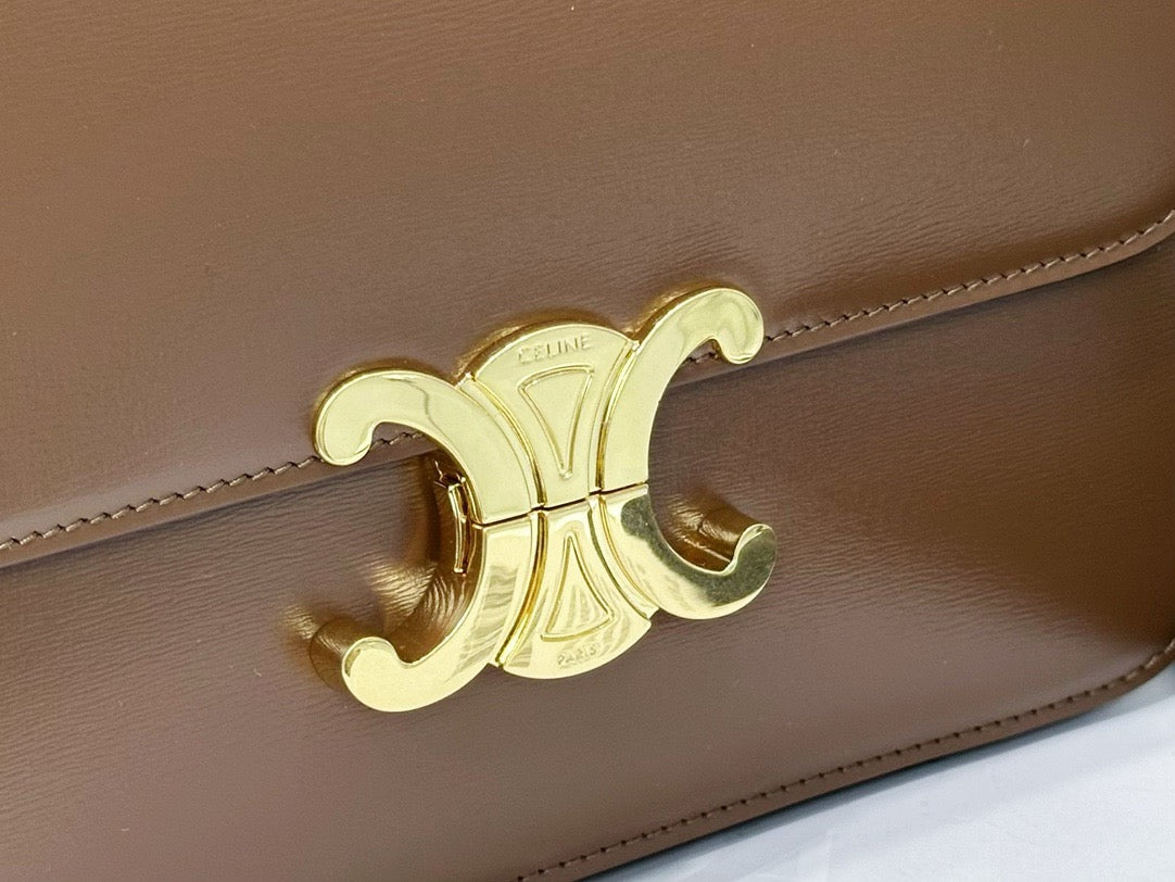 셀린느 트리옹프 숄더백 미디움