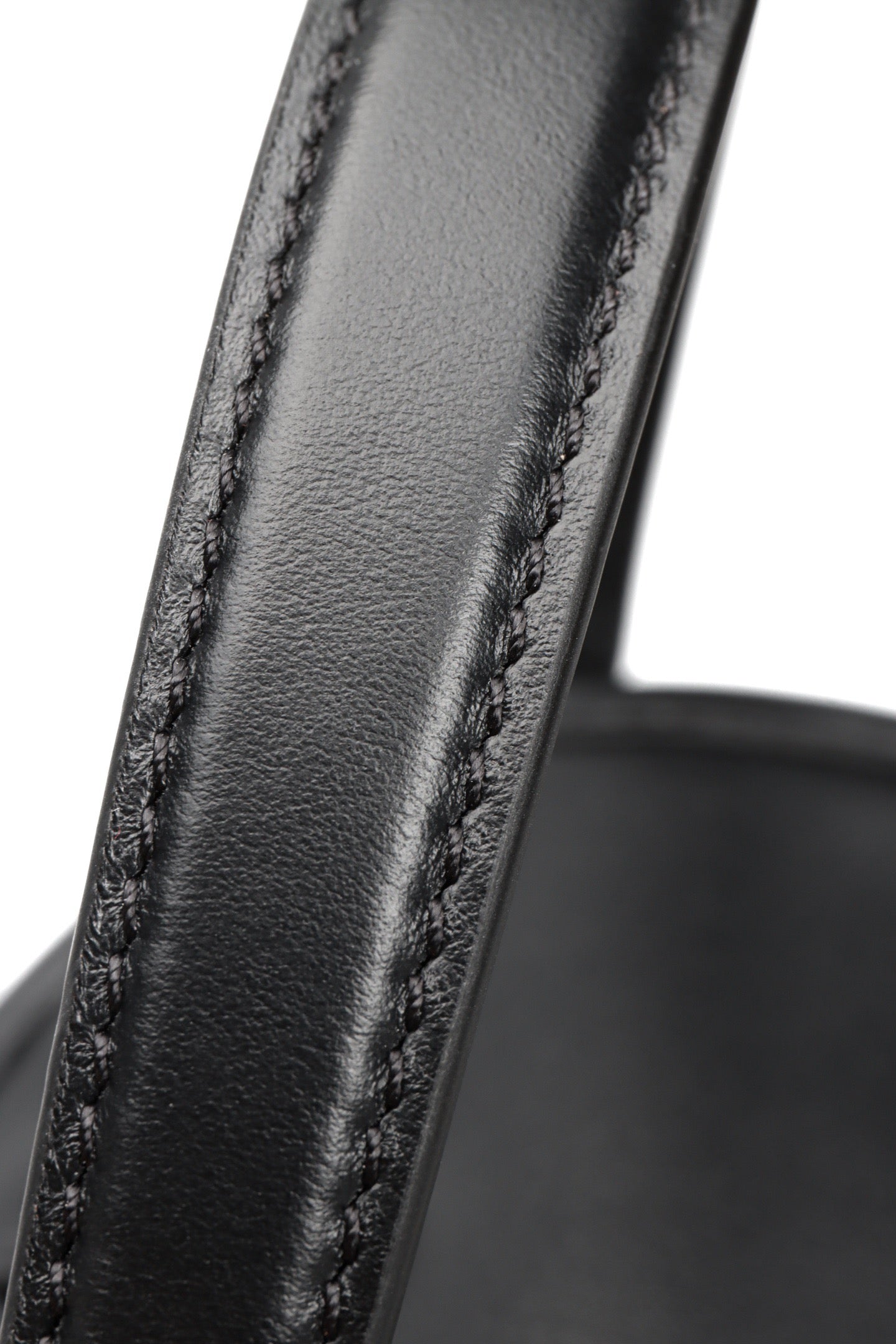 미우미우 가죽 백팩